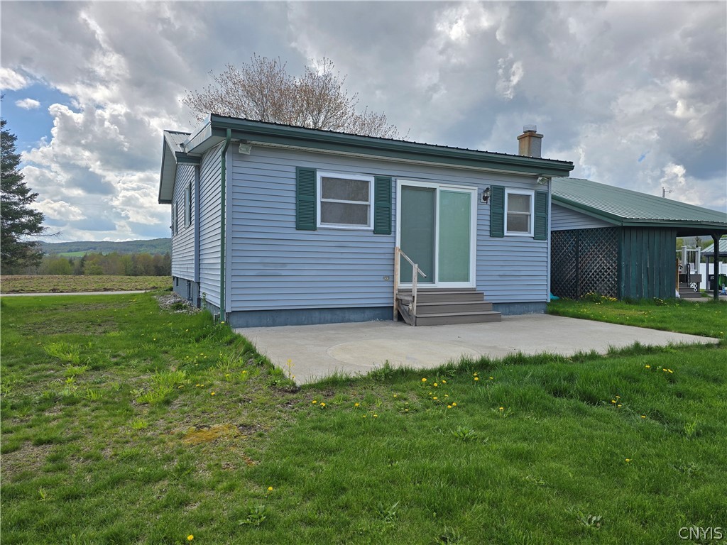304 Lynch Road Fairfield, NY 13365 - Photo 6 of 23
