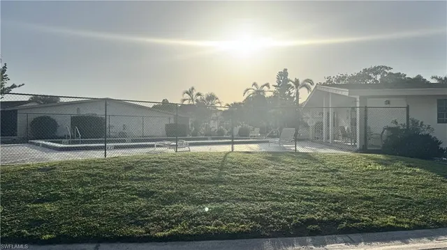 $2,250 | 5339 Treetops Drive, Naples, FL 34113