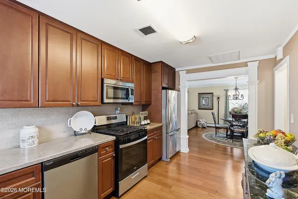 $385,000 | 2 Virgin Islands Drive, Toms River, NJ 08757