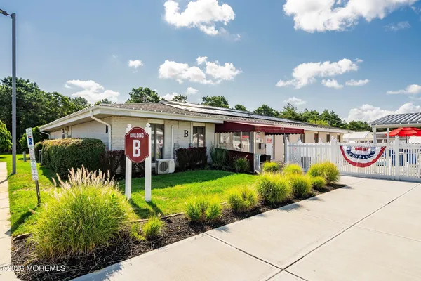 $385,000 | 2 Virgin Islands Drive, Toms River, NJ 08757