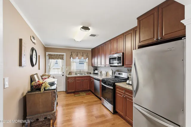 $400,000 | 2 Virgin Islands Drive, Toms River, NJ 08757