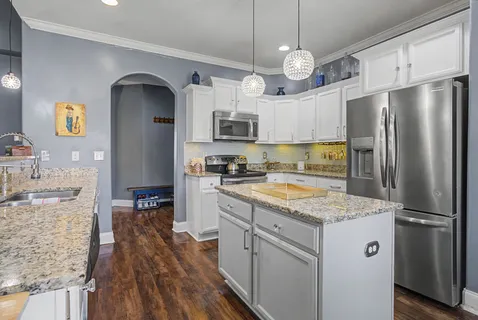 $679,000 | 4104 Stony Point Drive, La Vergne, TN 37086