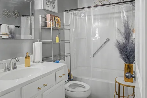 $679,000 | 4104 Stony Point Drive, La Vergne, TN 37086