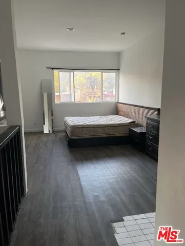 $2,995 | 4534 Kingswell Avenue, Los Angeles, CA 90027