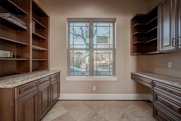 $6,300 | 2011 Crescent Drive, La Porte, TX 77571