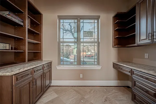 $6,300 | 2011 Crescent Drive, La Porte, TX 77571