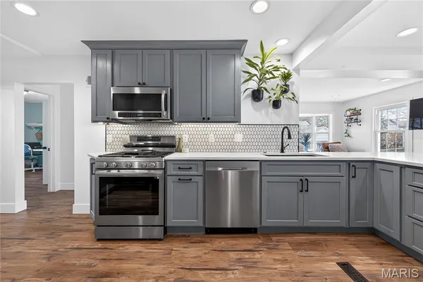 $680,000 | 1020 Curran Avenue, Kirkwood, MO 63122