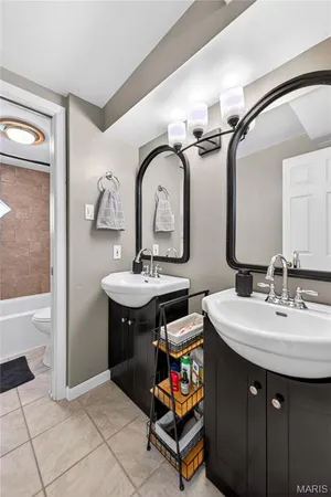 $680,000 | 1020 Curran Avenue, Kirkwood, MO 63122