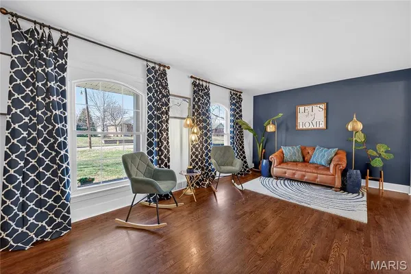$680,000 | 1020 Curran Avenue, Kirkwood, MO 63122