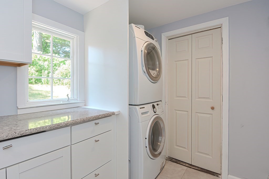 93 Jackson Hill Road Gardner, MA 01440 - Photo 16 of 41 Gallery Image 16