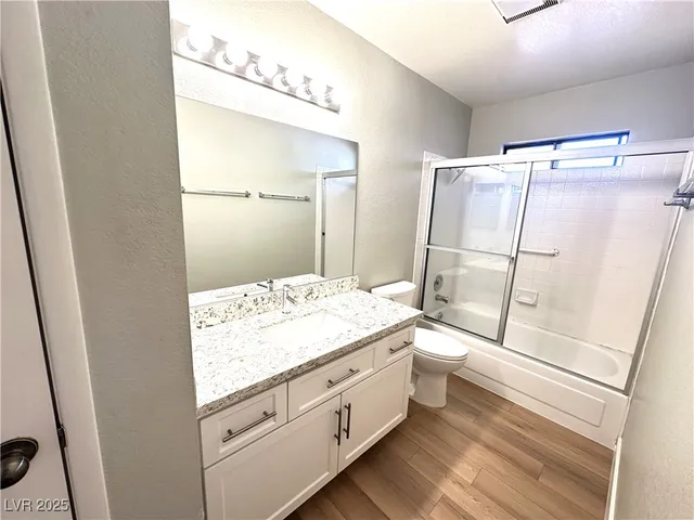 $1,900 | 3947 Delos Drive, Las Vegas, NV 89103