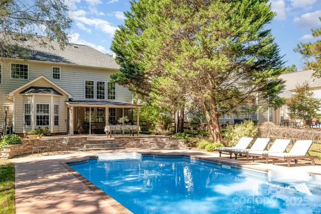 $725,000 | 16018 Lavenham Road, Huntersville, NC 28078