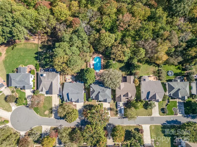 $725,000 | 16018 Lavenham Road, Huntersville, NC 28078