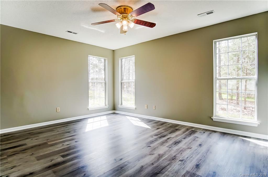 8224 Hunley Ridge Road Matthews, NC 28104 - Photo 20 of 44 Gallery Image 20