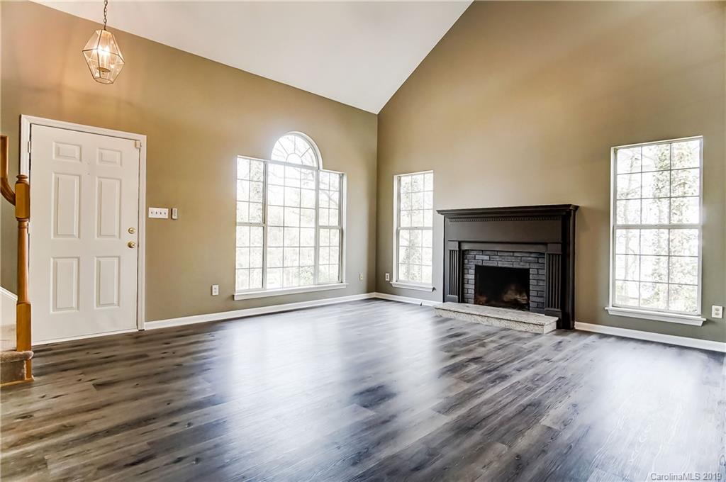 8224 Hunley Ridge Road Matthews, NC 28104 - Photo 4 of 44 Gallery Image 4