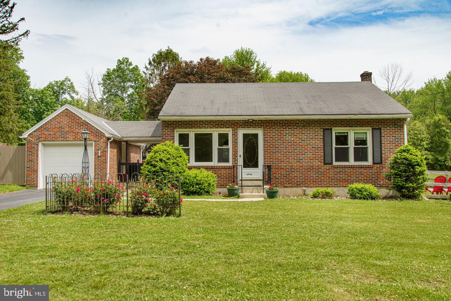 1827 Friedensburg Road Reading, PA 19606 - Photo 2 of 22 Gallery Image 2