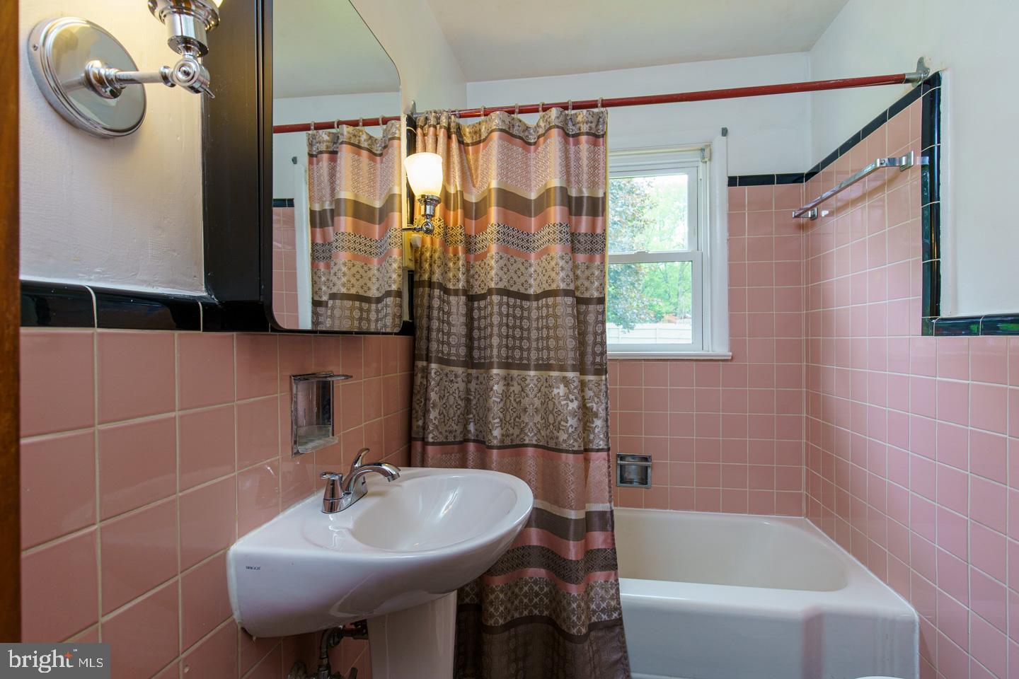1827 Friedensburg Road Reading, PA 19606 - Photo 14 of 22 Gallery Image 14