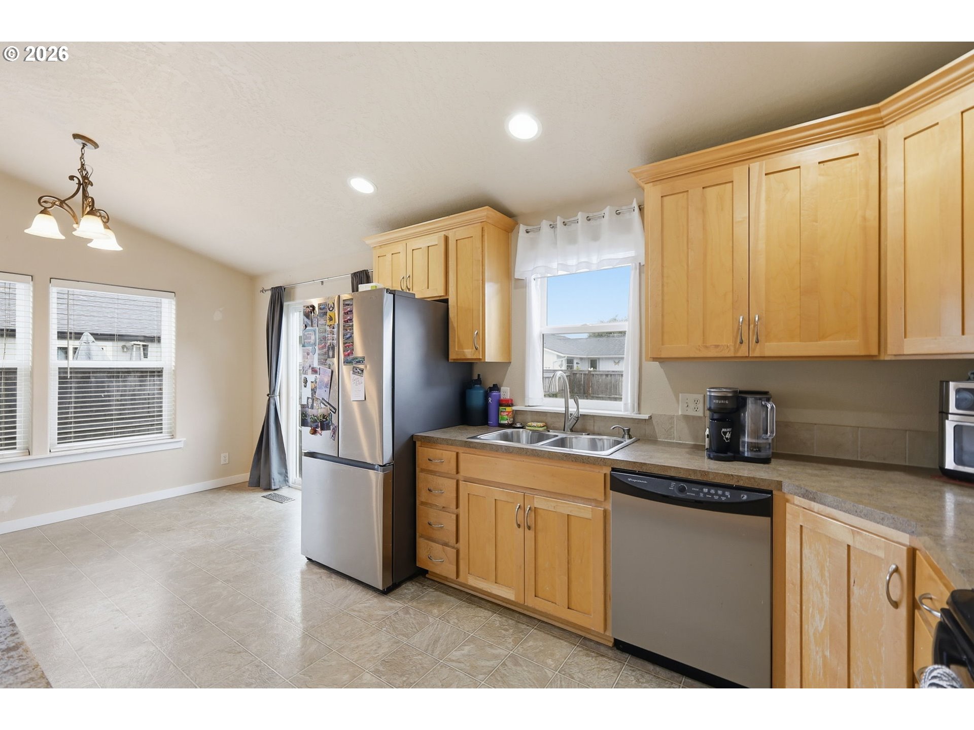 1187 Jay Street Eugene, OR 97402 - Photo 13 of 35