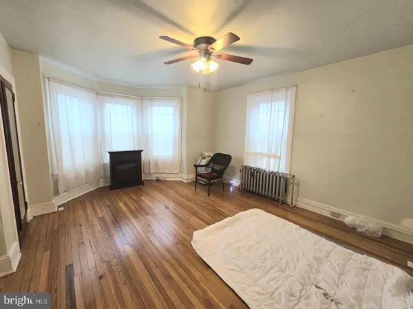 $2,600 | 557 Hamilton Street, Norristown, PA 19401