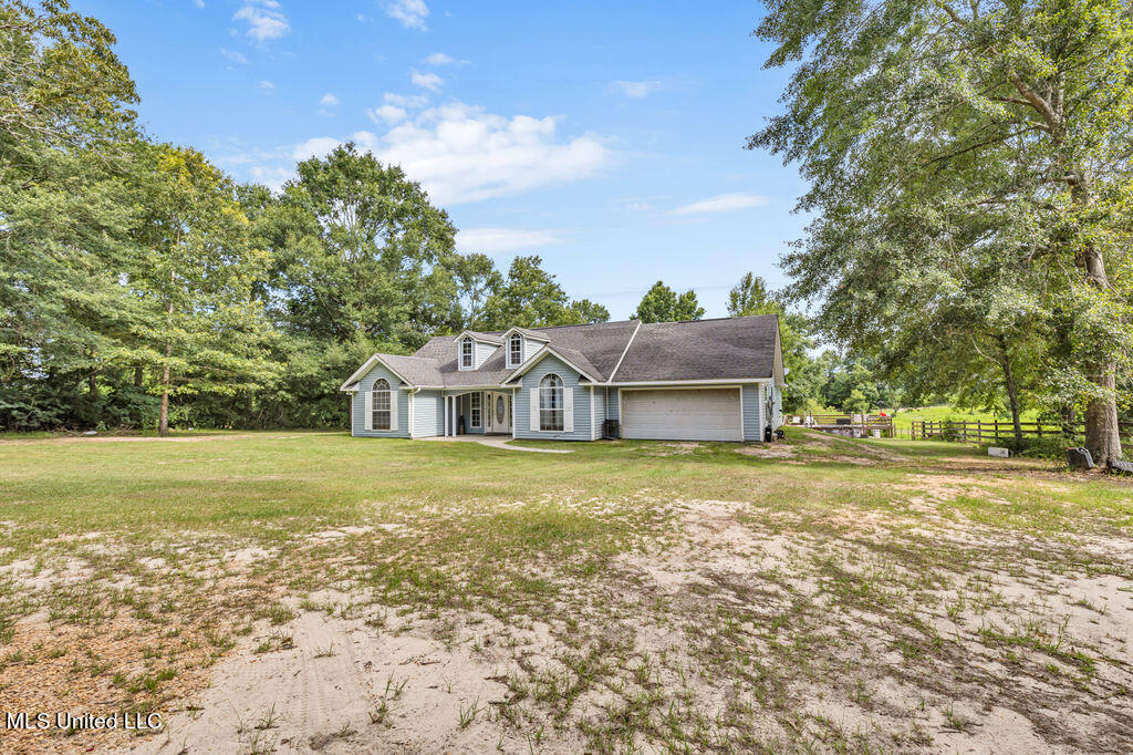 22 Lester Hariel Road Perkinston, MS 39573 - Photo 3 of 31 22LestierHarielRd-3