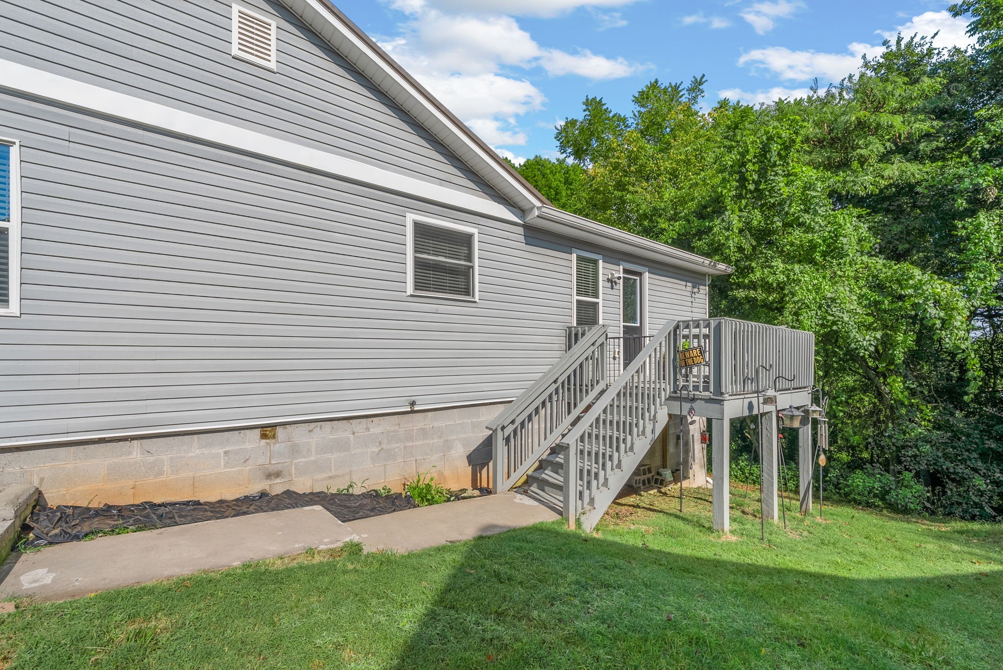 939 Shearor Street Clarksville, TN 37040 - Photo 25 of 26 a view of a house with a backyard