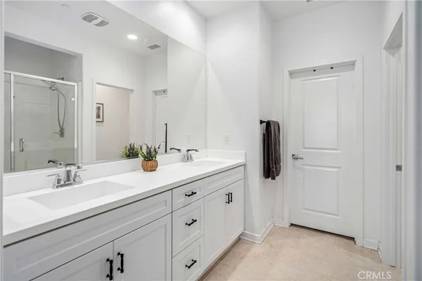 $630,000 | 28744 Jardineras Drive, Valencia, CA 91354