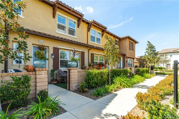 $630,000 | 28744 Jardineras Drive, Valencia, CA 91354