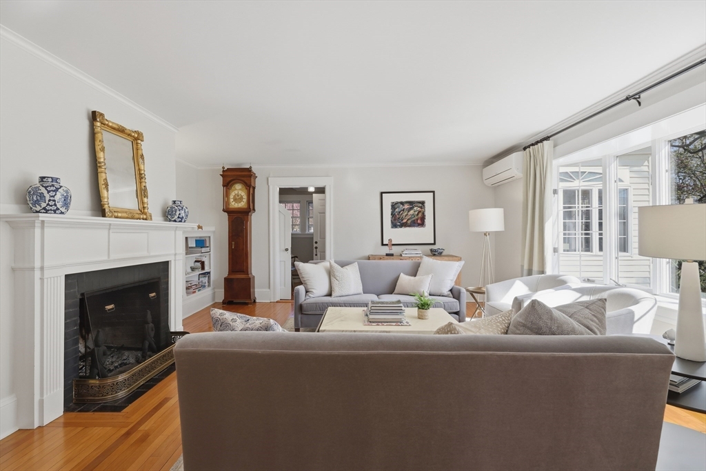 24 Spring Street Shrewsbury, MA 01545 - Photo 2 of 41 Gallery Image 2