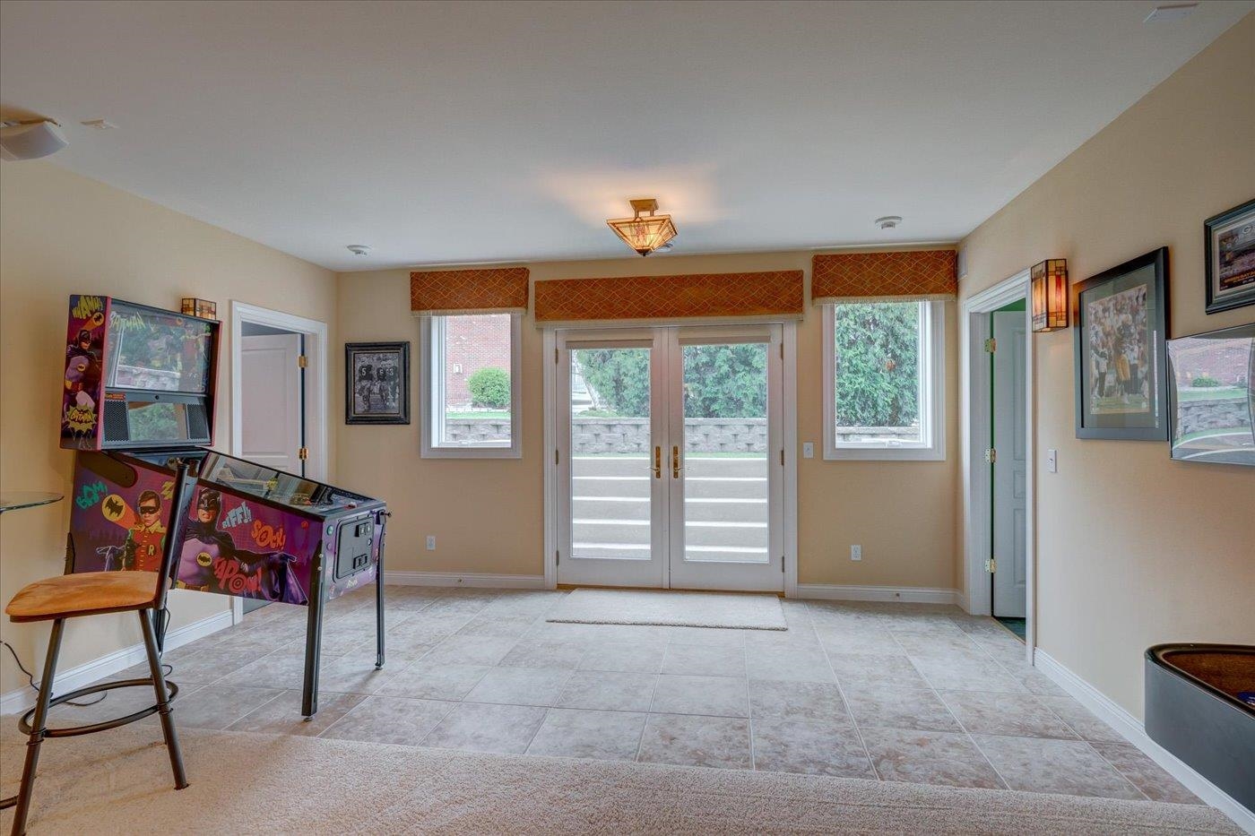 5571 Surrey Lane Waunakee, WI 53597 - Photo 54 of 90
