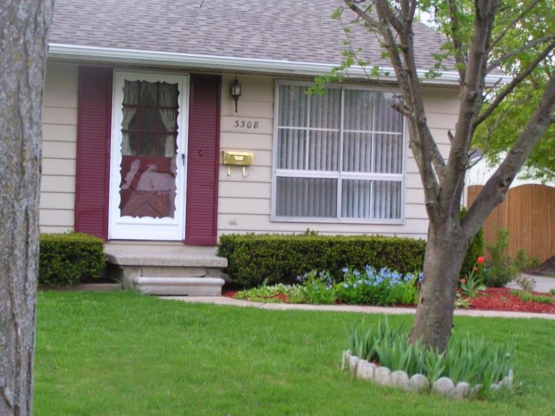 3308 Kilberry Road Lansing, MI 48911 - Photo 2 of 47 50165299-ec700aff-005f-4e35-819a-90414608de44.JPG