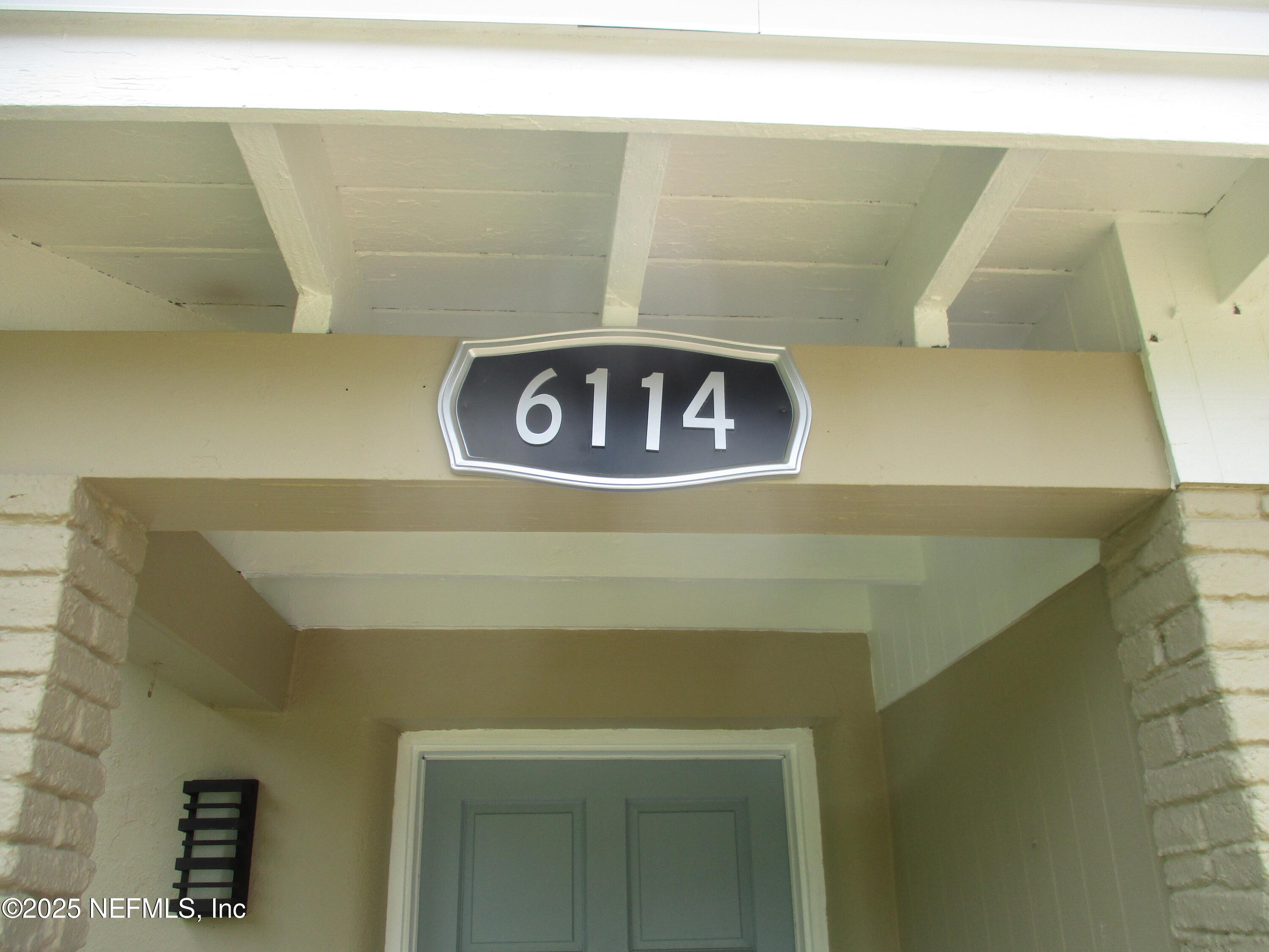 6114 Stetson Road Jacksonville, FL 32217 - Photo 16 of 23 a close view of door