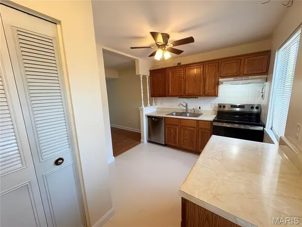 $117,500 | 1812 Gascony Parc Drive, Unit 1812, Lake St. Louis, MO 63367