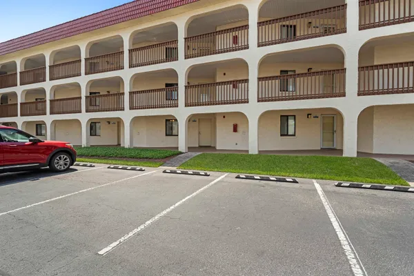 $515,000 | 880 A1A Beach Boulevard, Unit 8106, St. Augustine, FL 32080