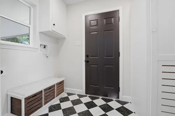 $545,000 | 1918 Stebbins Drive, Houston, TX 77043