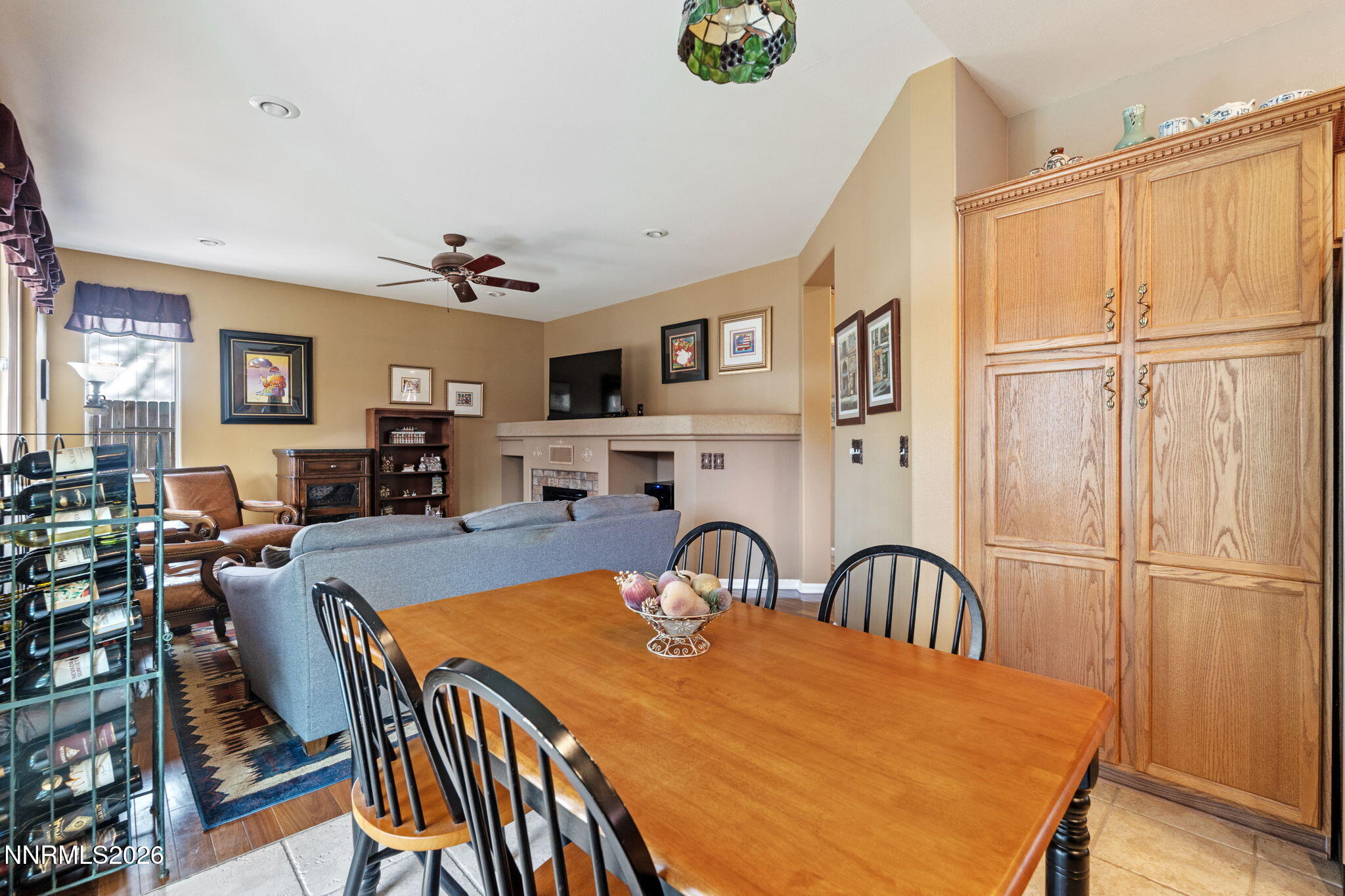 10005 Grosse Point Court Reno, NV 89506 - Photo 13 of 40 23-web-or-mls-DSC09036