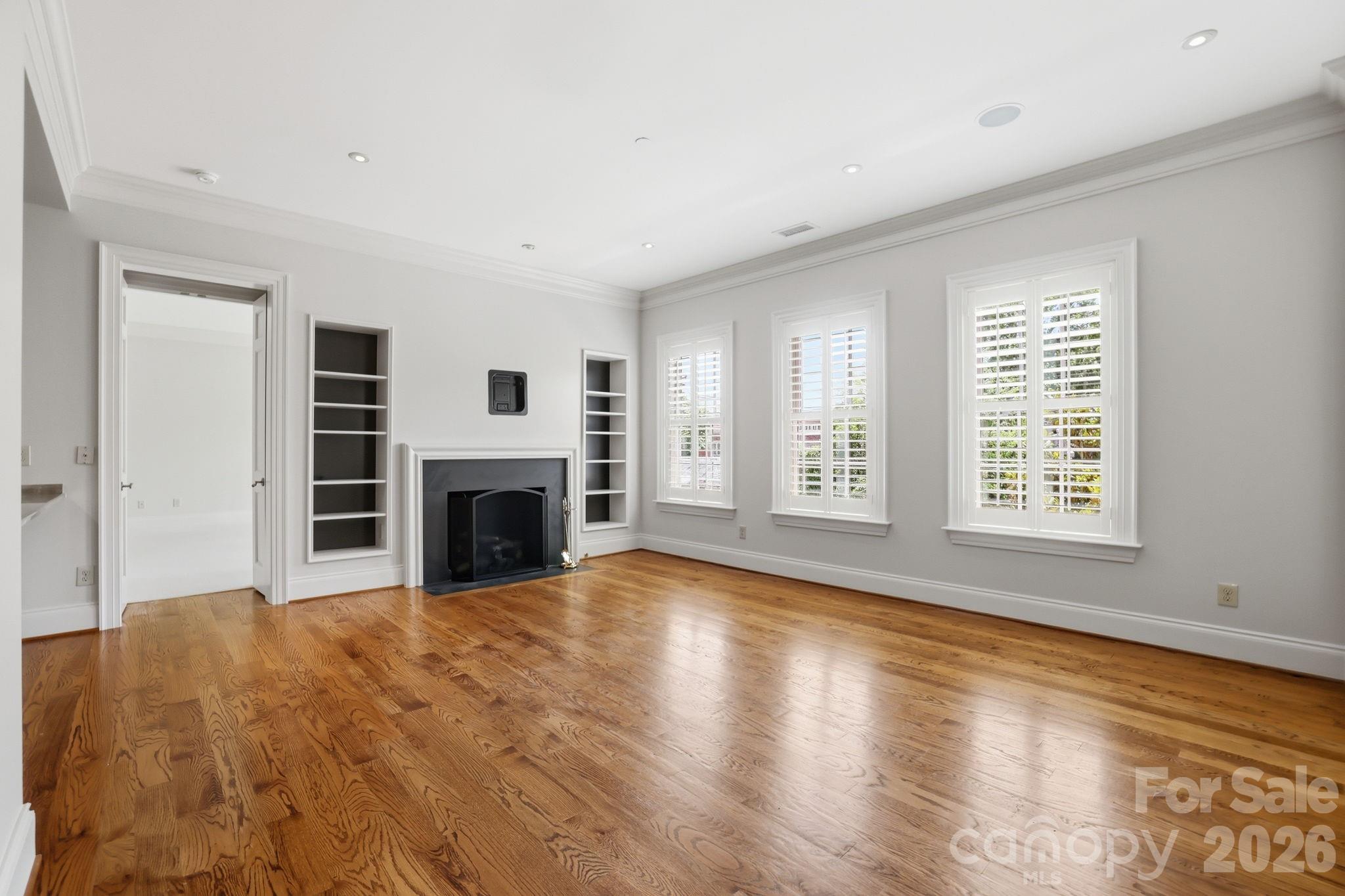 168 Cherokee Road Charlotte, NC 28207 - Photo 13 of 40 Gallery Image 13