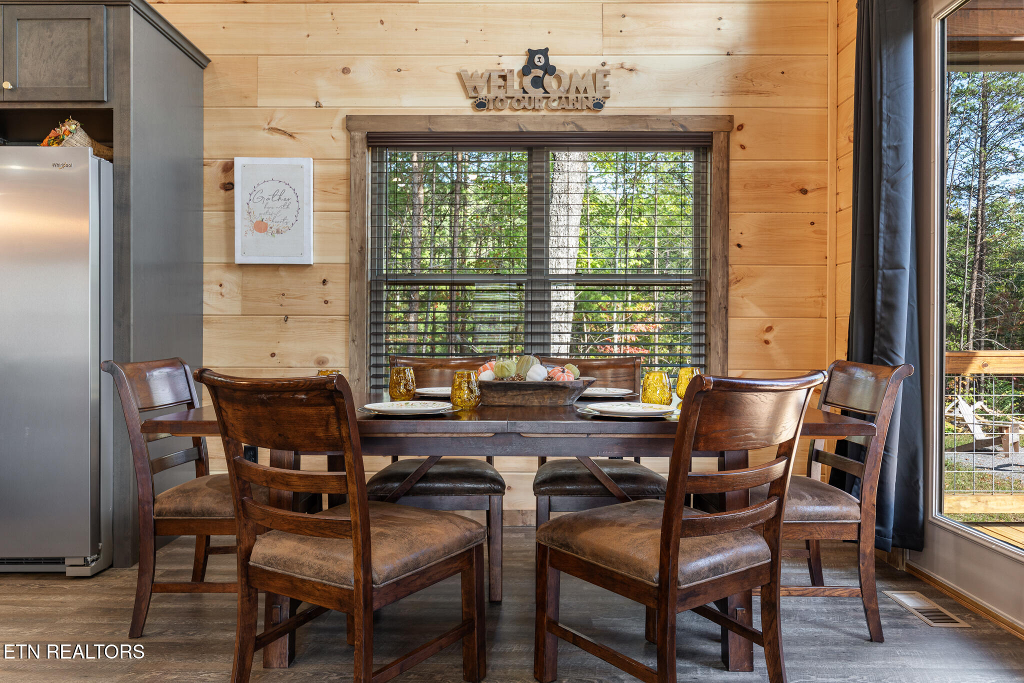 4385 Chamberlain Lane Sevierville, TN 37862 - Photo 17 of 57 Southern Belle - Cabin - Sevierville-21