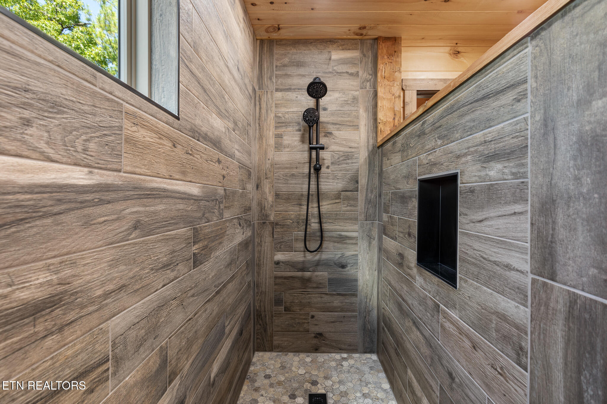 4385 Chamberlain Lane Sevierville, TN 37862 - Photo 22 of 57 IMG_9320