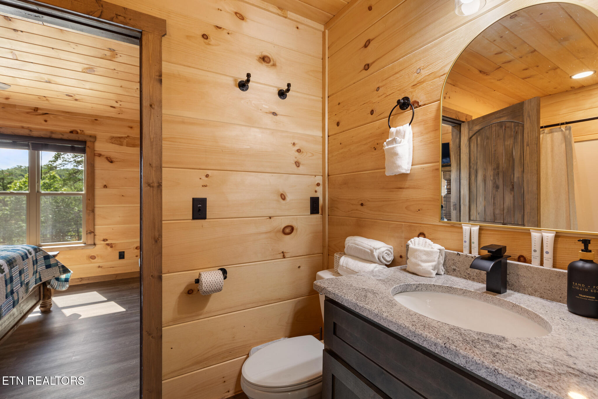 4385 Chamberlain Lane Sevierville, TN 37862 - Photo 39 of 57 IMG_9313