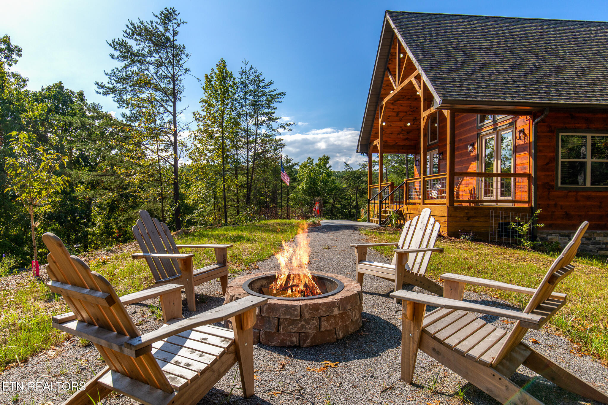 4385 Chamberlain Lane Sevierville, TN 37862 - Photo 51 of 57 Southern Belle - Cabin - Sevierville-35