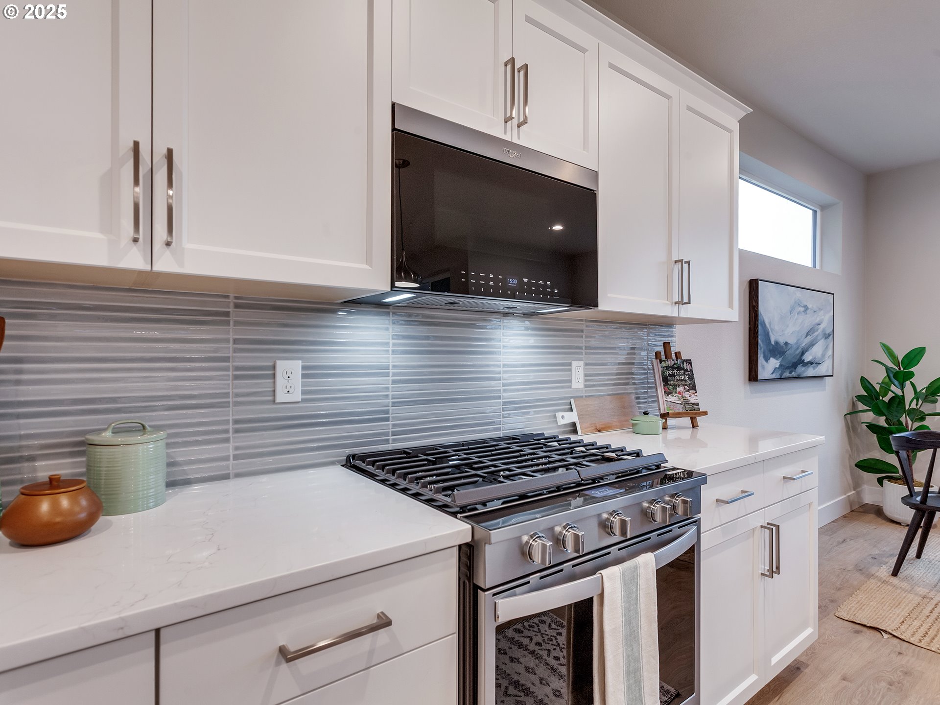 13909 Southwest 174th Avenue Tigard, OR 97140 - Photo 9 of 45 Kitchen
