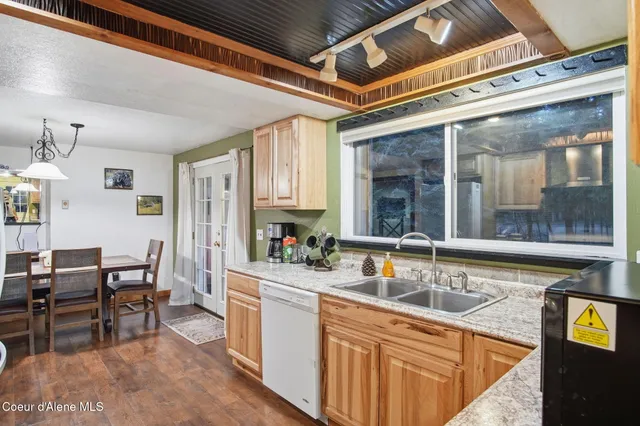 $759,000 | 527 Creekside Drive, Priest Lake, ID 83856