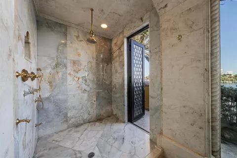 $42,500,000 | 1 Isla Bahia Drive, Fort Lauderdale, FL 33316