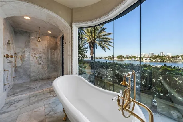 $42,500,000 | 1 Isla Bahia Drive, Fort Lauderdale, FL 33316