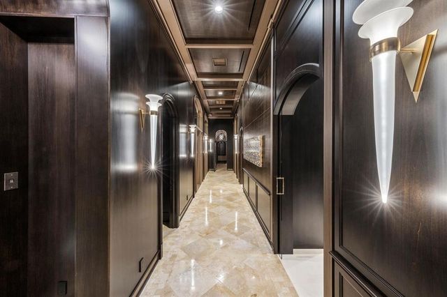 $42,500,000 | 1 Isla Bahia Drive, Fort Lauderdale, FL 33316