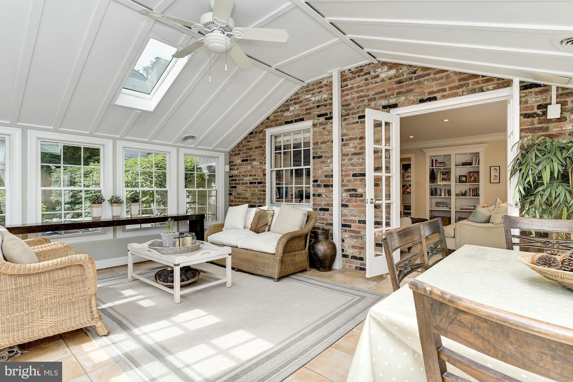 7505 Masters Drive Potomac, MD 20854 - Photo 12 of 26 Interior (General)