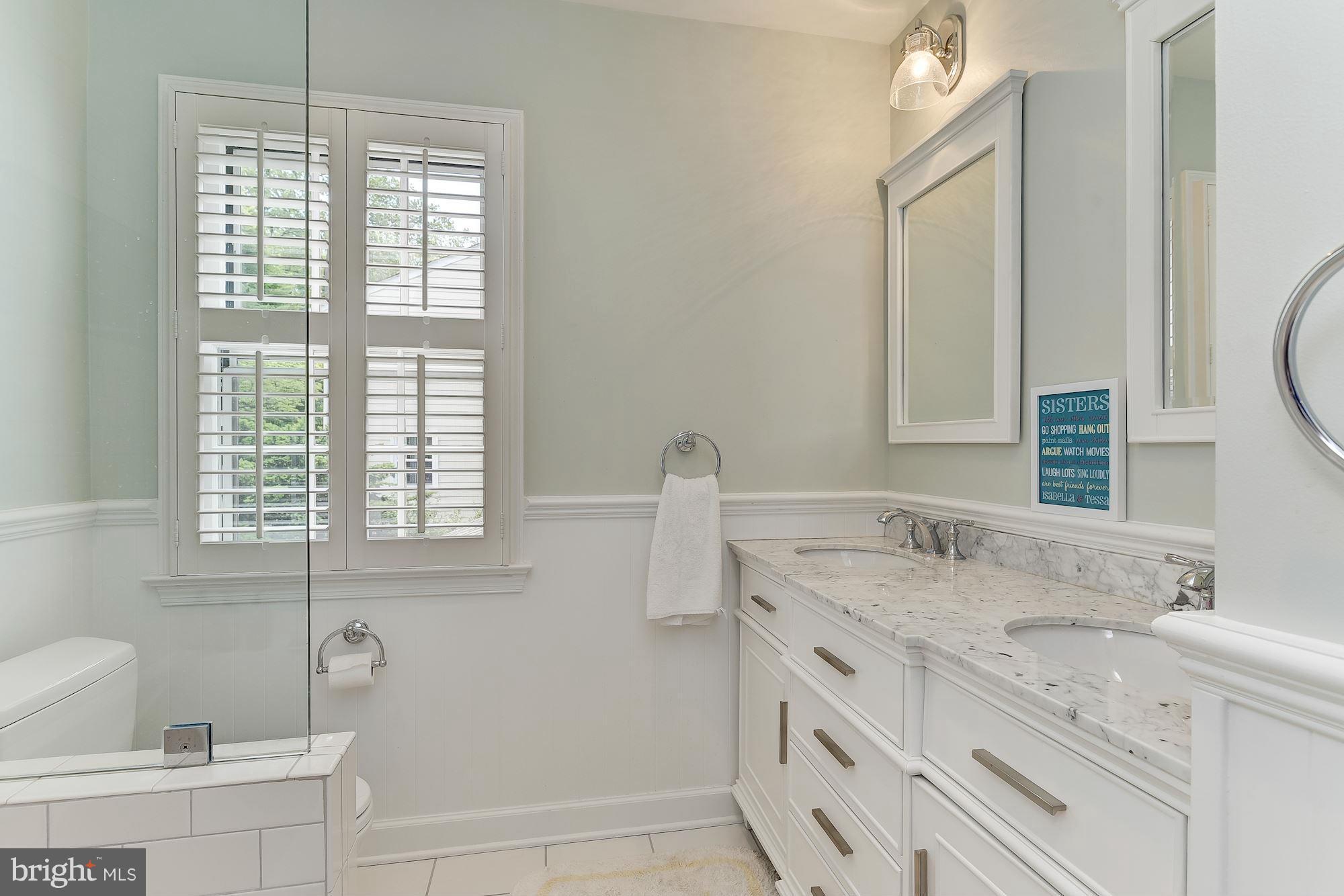 7505 Masters Drive Potomac, MD 20854 - Photo 19 of 26 Bath