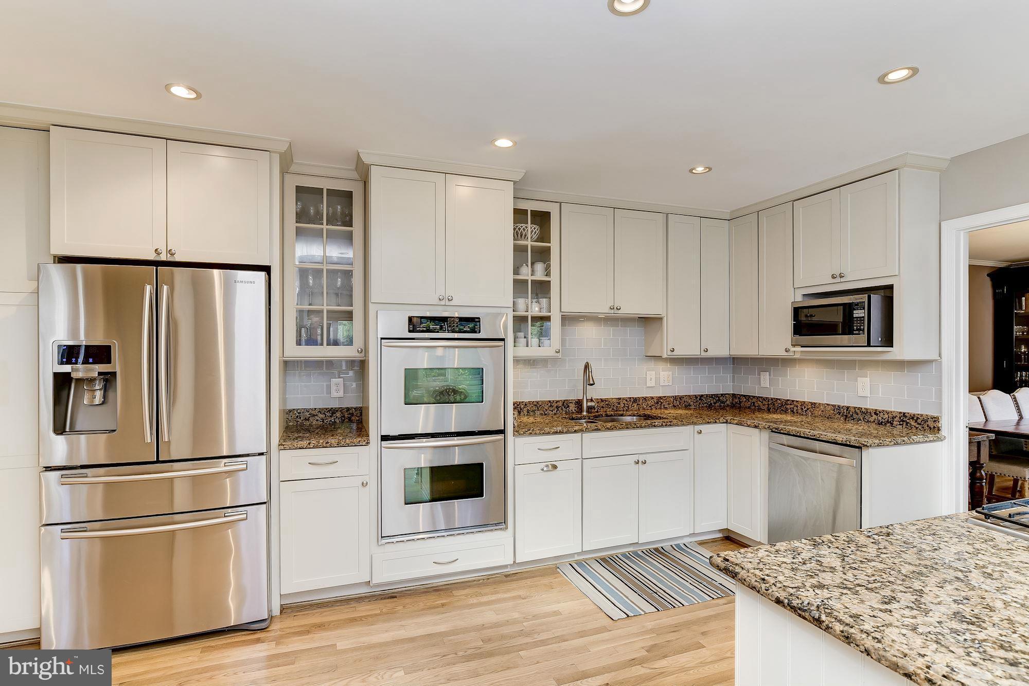 7505 Masters Drive Potomac, MD 20854 - Photo 7 of 26 Kitchen