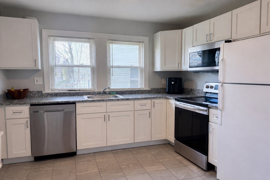 76 Prospect Street, Unit 76 Watertown, MA 02472 - Photo 8 of 15