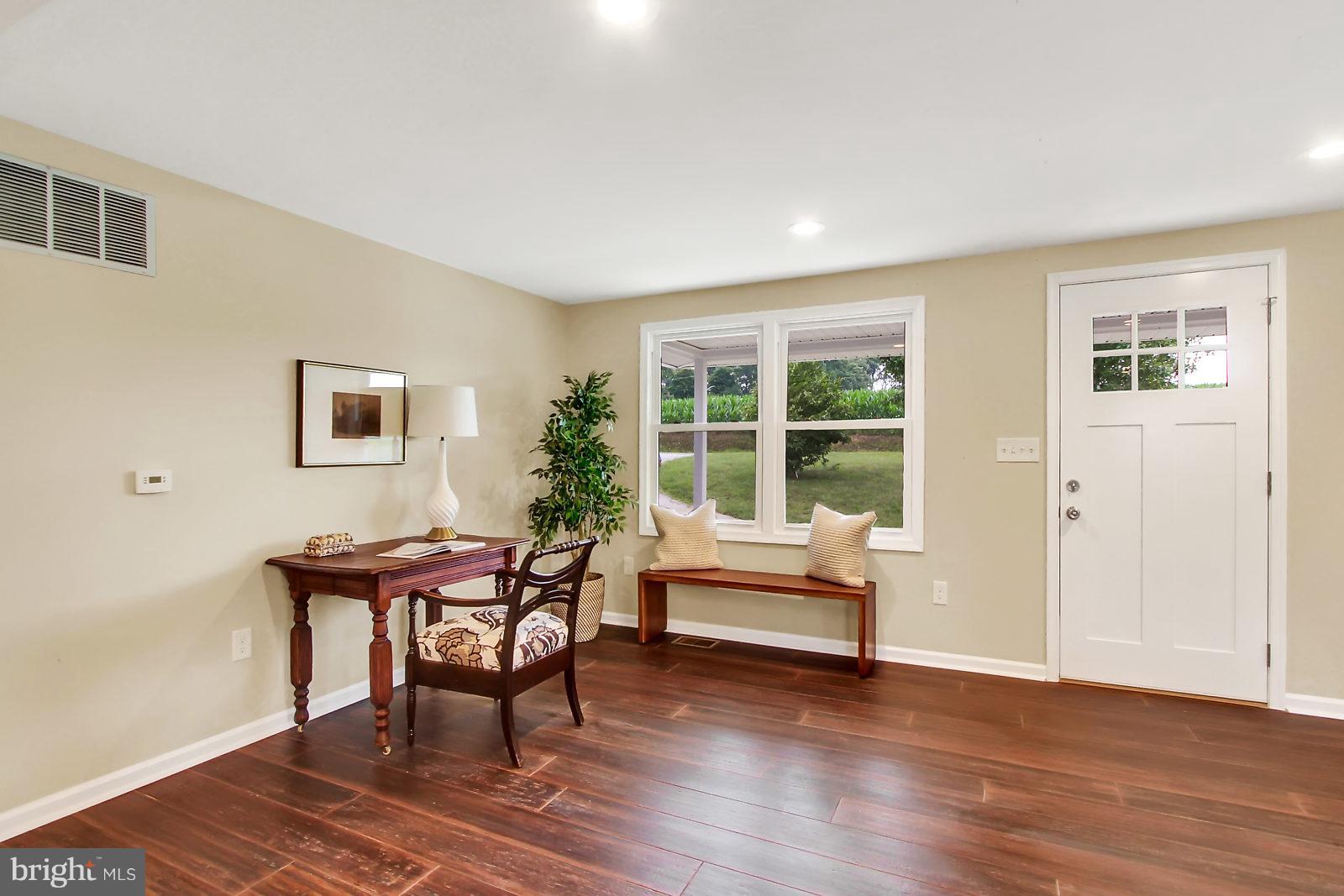 1723 Oakland Road Freeland, MD 21053 - Photo 8 of 26 Interior (General)